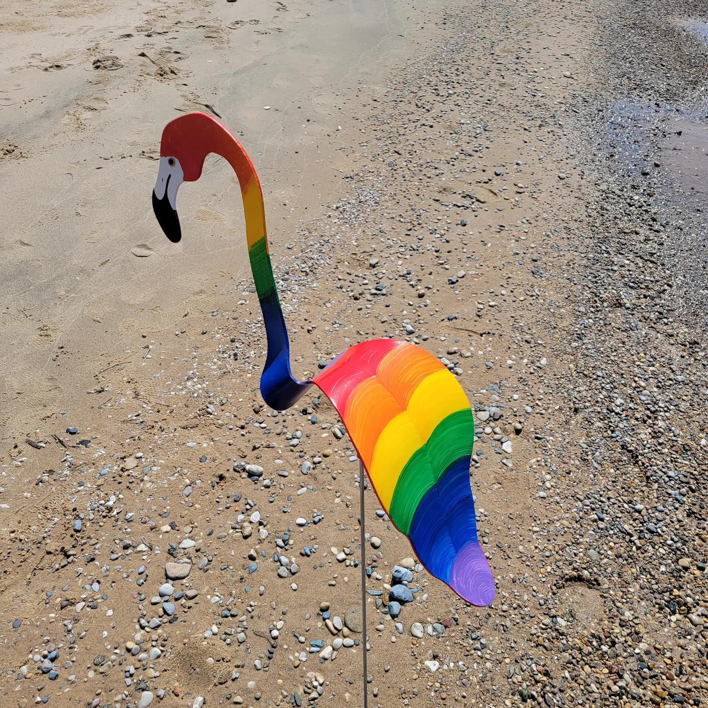  || https://assets.gardeners.com/transform/f451ffa5-44e2-4bae-a3bf-076150648f54/FLORIDA-DANCING-BIRDS-FLAMINGO-1