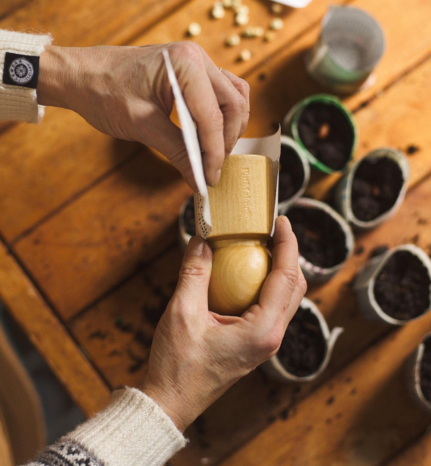 🌱 EcoPress Paper Seedling Pot Maker – Turn Newspaper Into Starter Pots